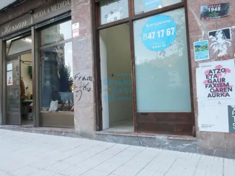 Local comercial en Pontika