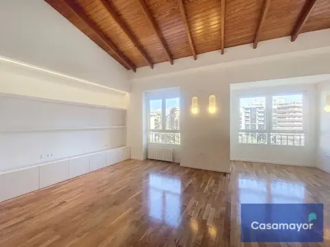 Piso en Plaza de los Luceros