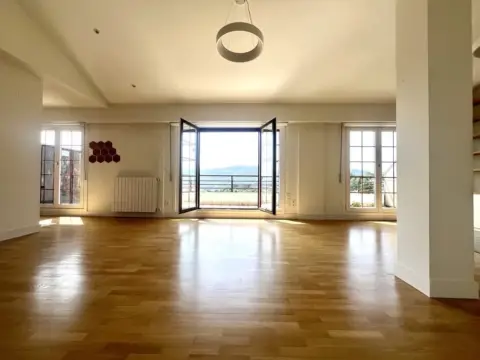 Piso en Camino de los Pinos