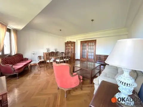 Piso en calle del Parque, 3