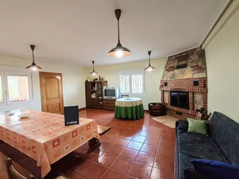 Chalet en calle Carretera Soria