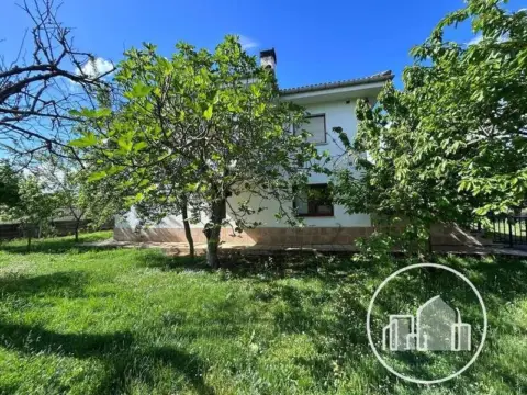 Chalet en Granja San Pedro