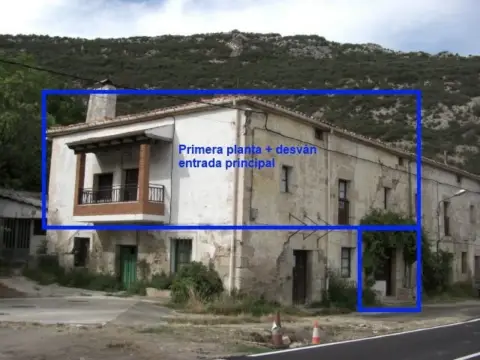 Casa en Valdenoceda