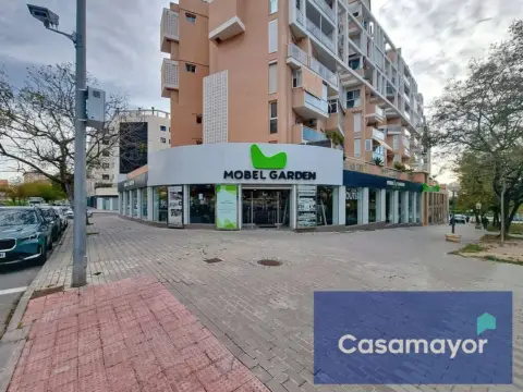 Local comercial en Esq. Alcalde José Luís Lassaetta y calle Hercules