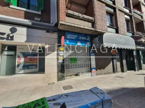 Local comercial en calle de San Inazio