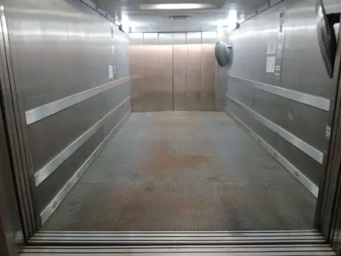 Garaje en calle de Mari