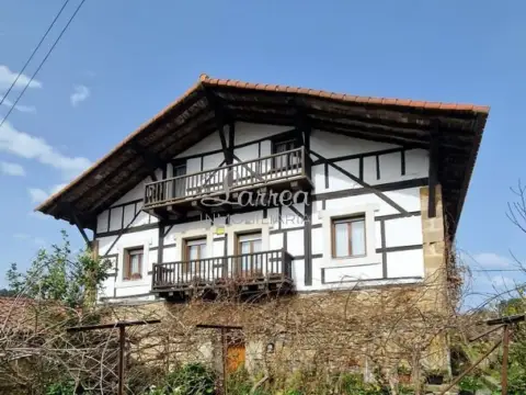 Casa en Amorebieta
