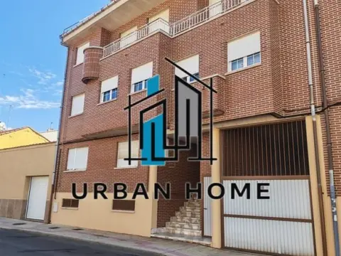 Piso en calle Avenida de Don Pablo Díez