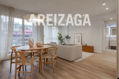 Piso en Karlos I.aren Hiribidea, 30