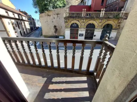 Piso en Monasterio de Las Pelayas