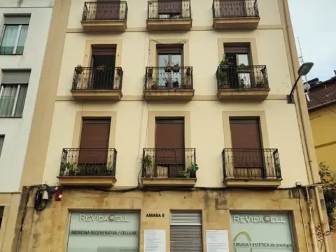 Piso en calle de Amara
