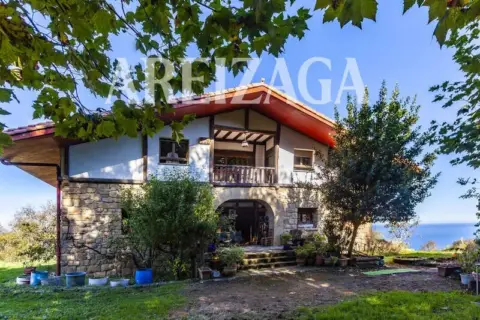 Casa en Camino de Buztinzuri, 12