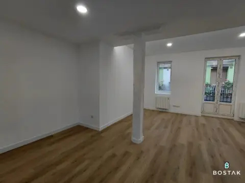 Piso en calle Barrenkale