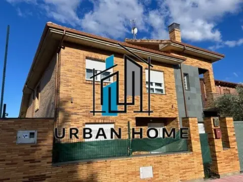 Casa en calle de la Rodera Bajera
