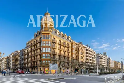 Piso en Askatasunaren Hiribidea, 32