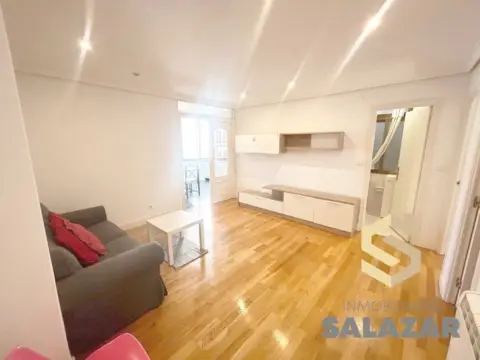 Piso en calle de Fernández del Campo