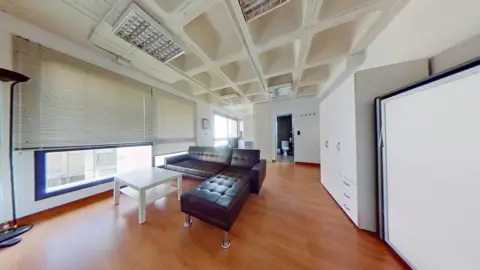 Estudio en calle de Miguel Yuste