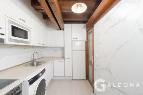 Piso en calle de los Reyes Católicos