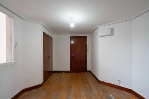 Piso en calle del Doctor Norberto Acebal, 2