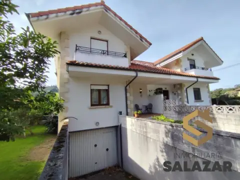 Casa adosada en Isla