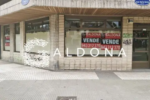 Local comercial en Avenida de Navarra
