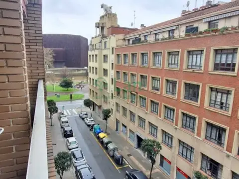 Piso en calle de Rafaela Ybarra