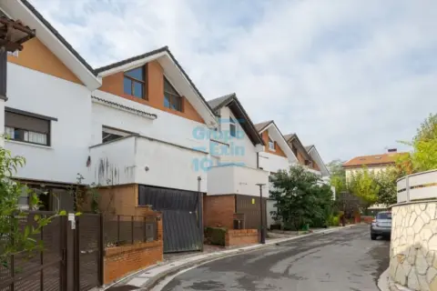 Casa adosada en Eguzkimendi Auzunea