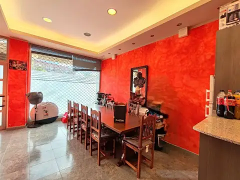 Local comercial en El Cubo