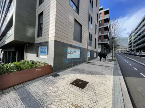 Local comercial en calle Estella, 5