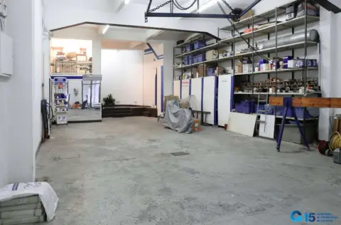 Local comercial en calle de Eskalantegi