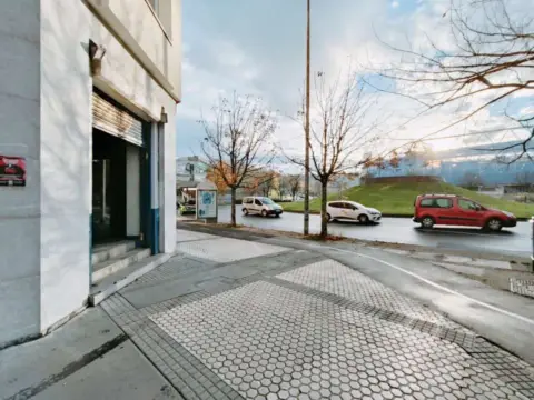 Local comercial en Amara Berri