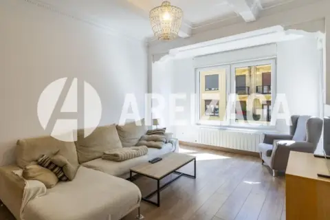 Piso en calle de Miguel Imaz