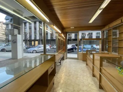 Local comercial en Centro