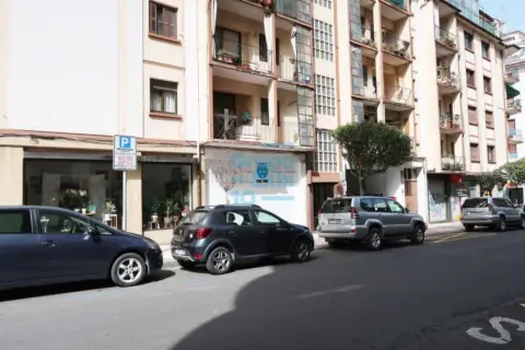 Local comercial en calle de Txirrita