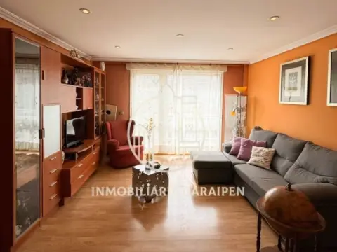 Casa adosada en Olite - Erriberri