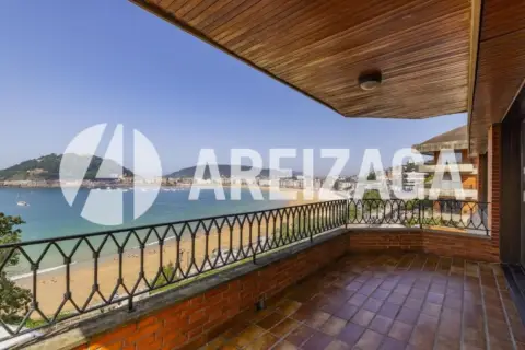 Piso en Mirakontxa Pasealekua, 47