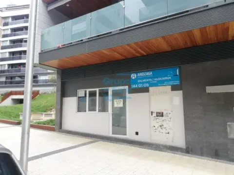 Local comercial en calle Estella, 10