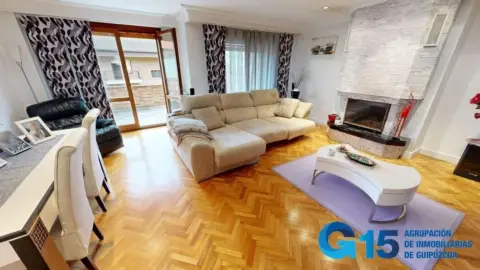 Casa adosada en calle de Dendaldegi, 7