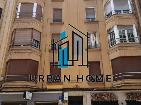 Dúplex en calle de Alfonso V