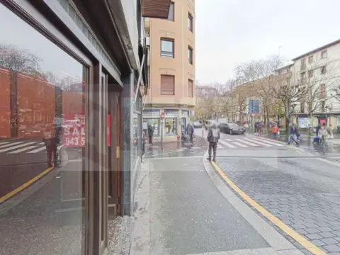 Local comercial en calle de Pablo Iglesias