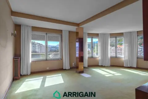 Piso en calle de Easo, 83