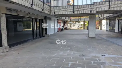 Local comercial en calle Txapinene Kalea