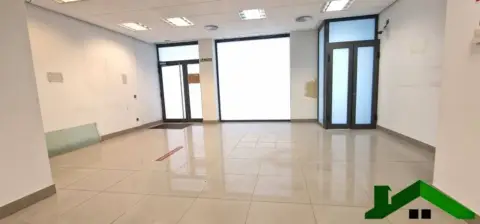 Local comercial en calle de Catalunya
