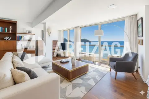 Piso en Mirakontxa Pasealekua, 6