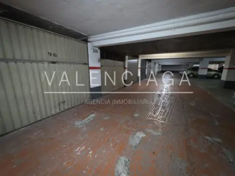 Garaje en Portería