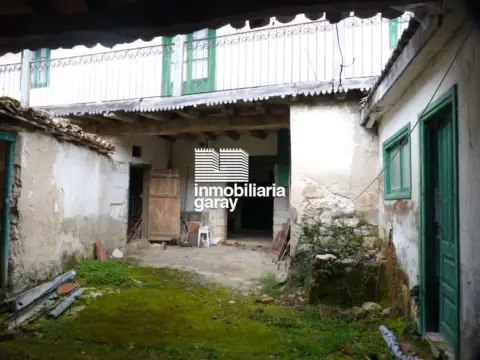 Casa en Hornillayuso