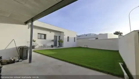 Chalet en Residencial El Beato
