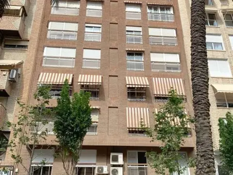 Piso en Avenida del General Marvá, 18