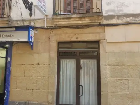 Local comercial en calle de San Jerónimo
