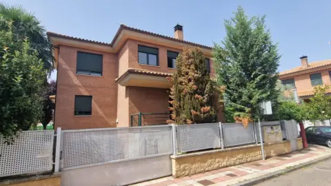 Chalet en calle la Unión